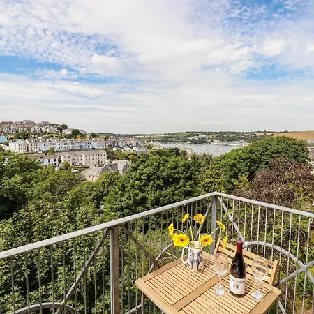 River View Apartment *